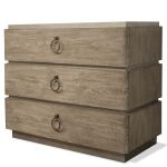 Sophie Bachelor Chest