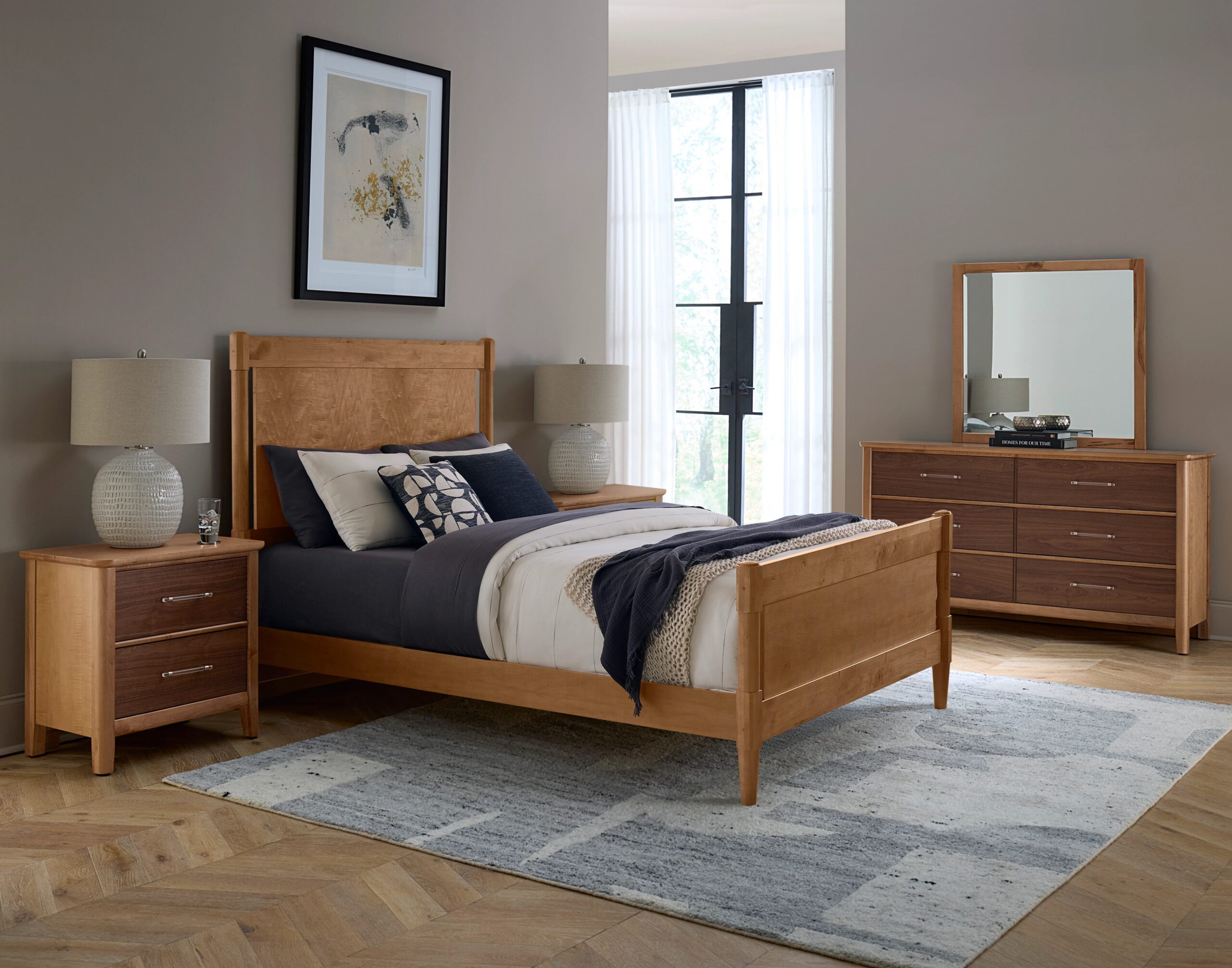 4a7ed3db7ccb2c657d87cad38ba4a079 King Poster Bed - Image 1