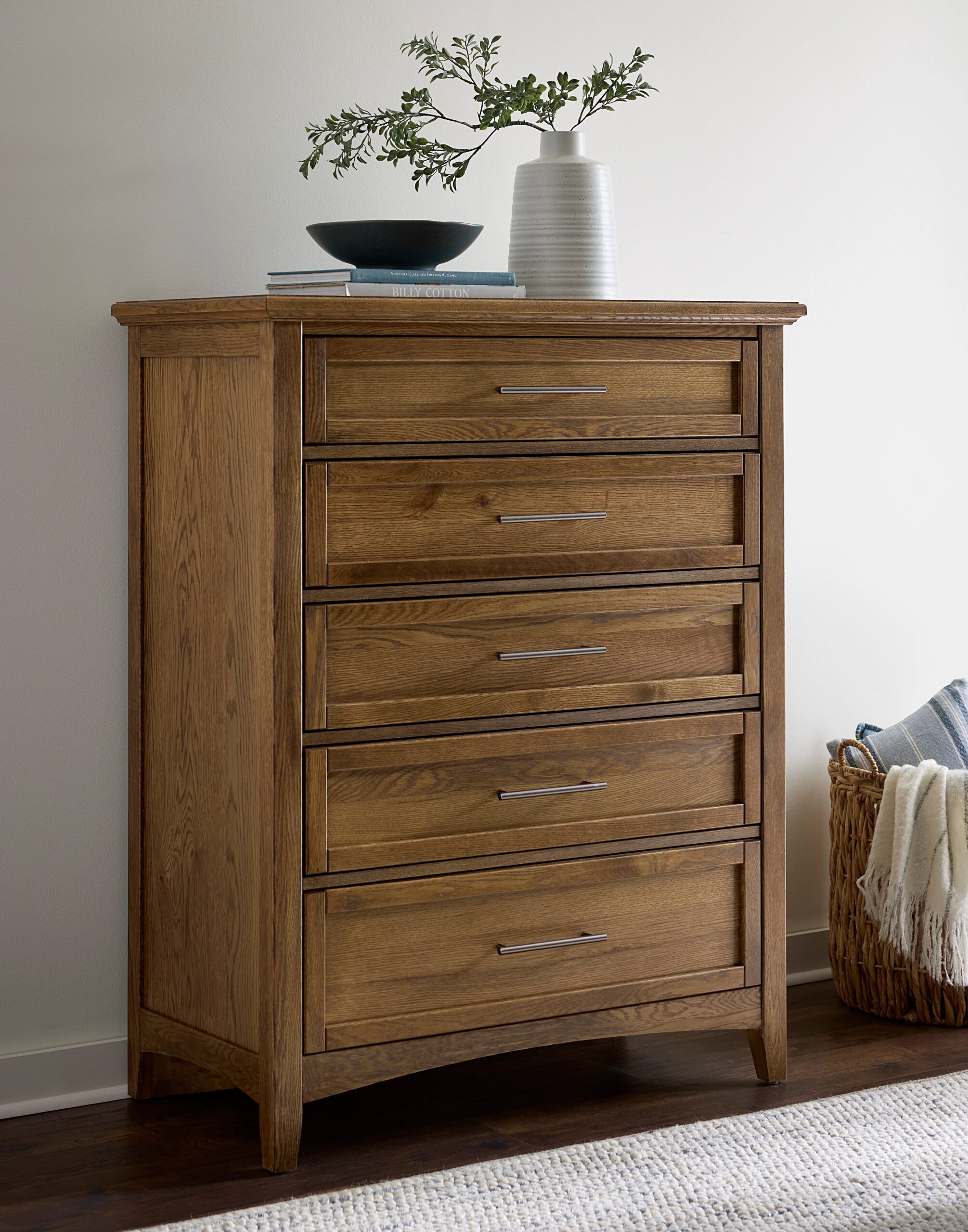 a6be7c785453154ce90de02eefad7fef Chest - 5 Drwr - Image 1